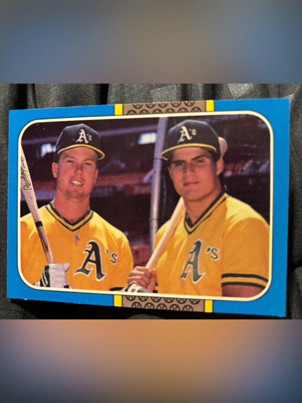 Original Bash Bro's (McGWIRE ROOKIE Card). Sharp Corners, sleeve, 87 ICONIC CARD